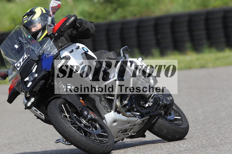 Archiv-2025/10 23.04.2025 Cornu Master School ADR/gruen-vert/62